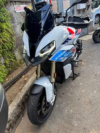 BMW S 1000 XR (2023) – Solo 6.000 km