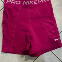 pantaloncini sportivi nike pro