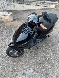 Scooter zip 50