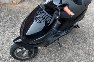 Scooter zip 50