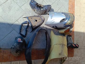 Serie carene Aprilia SR 50 