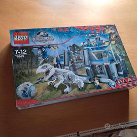 Lego Jurassic World - Indominus Rex Breakout