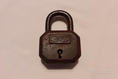 Lucchetto antico Burg da collezione