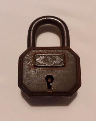 Lucchetto antico Burg da collezione