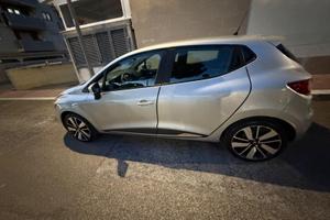 Auto Renault clio 1.5 diesel
