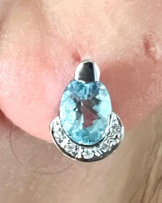 Orecchini in oro 18 kt con diamanti e acquamarina