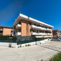 Via Udine-Duplex del 2008 di 97mq con box di 19mq