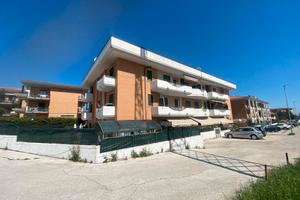 Via Udine-Duplex del 2008 di 97mq con box di 19mq