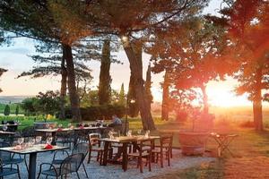 Cuoco, aiuto cuoco e lavapiatti