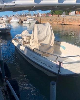 Barca con motore Yamaha 40/60