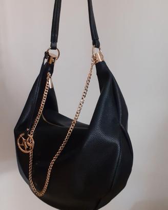 Borsa Primadonna in pelle martellata nera NUOVA