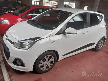 Hyundai i10 1.0 MPI Sound Edition - 2015