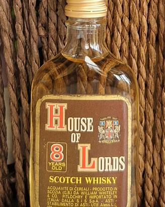 Mignon House of Lords 8 Years Old Scotch Whisky