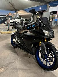 Yamaha yzf R125 2015