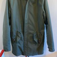 Parka verde militar con sherpa Friends