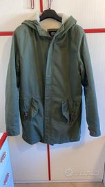 Parka verde militar con sherpa Friends