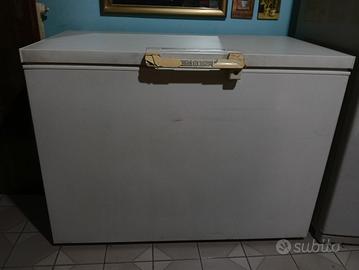 congelatore pozzetto grande 