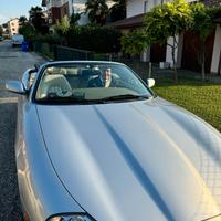 Jaguar xk8 MY 2001 convertible 
