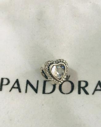 Pandora Charm 797608CZ Amore luminoso