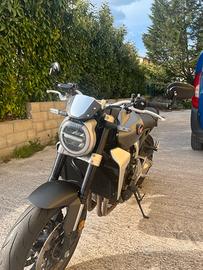 Honda CB 1000 r