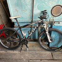 MTB SCOTT mod scale 660 26”