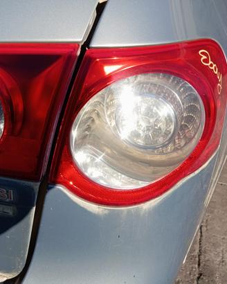 Fanale posteriore dx VOLKSWAGEN PASSAT SW 2005-201