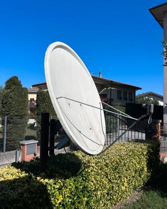 Parabola satell.motor.127cm + posizion. + decoder