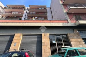 5 LOCALI A GIARRE