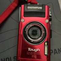 fotocamera impermeabile Olympus TG-3