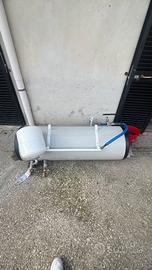 Boiler acqua calda con vaso di espansione