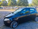 lancia-ypsilon-1-2-69-cv-5-porte-gpl-ecochic-silve