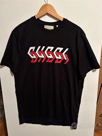 T shirt gucci