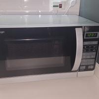 Microonde Della Sharp 