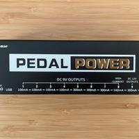 Alimentatore pedali chitarra