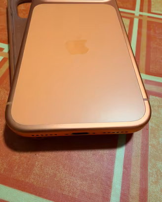 Iphone 17 pro max arancione
