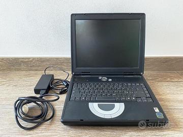 Laptop 15" Olidata, Windows XP, borsa, monitor 19"
