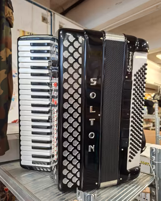 Fisarmonica con mixer+casse+midi 