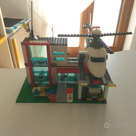 LEGO City 4429 - Ospedale con ambulanze