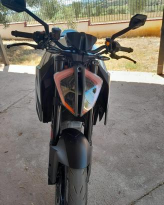 Ktm 1290 superduke r