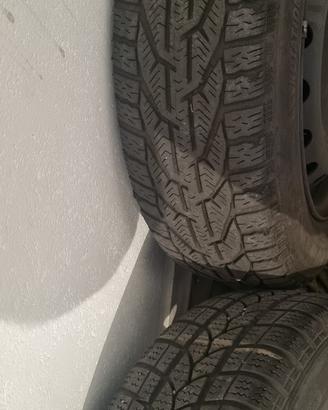 4 gomme invernali Riken 185/65 R15 88T