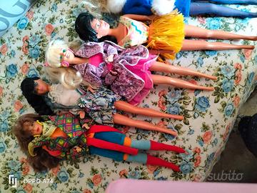 Lotto Barbie anni 90 solo da vicino