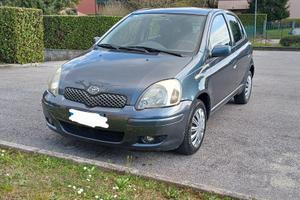 Toyota Yaris 1.0i