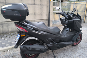 Suzuki Burgman 400 ABS - con bauletto tagliandato
