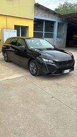 Peugeot 308SW 30.000 km inclusi (anno) SUBENTRO