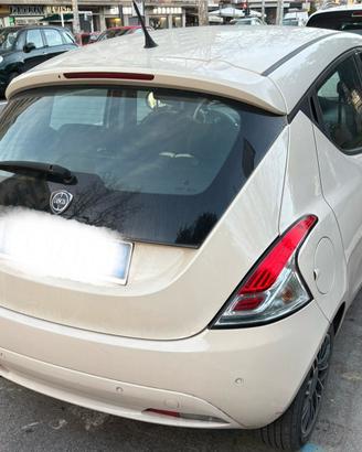 Lancia Ypsilon 1.2 GPL