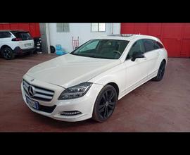 MERCEDES-BENZ CLS 350 CDI SW BlueEFFICIENCY 4Mat