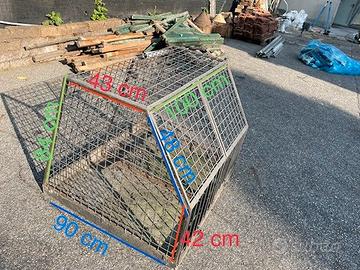 Gabbia per trasporto su auto di cani/animali