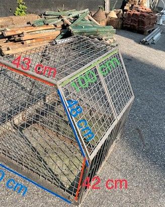 Gabbia per trasporto su auto di cani/animali