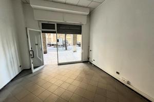 NEGOZIO A LA SPEZIA