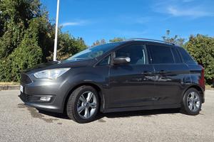 FORD C-Max 7 posti, 95cv anche per NEOPATENTATI